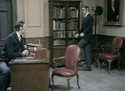 YouTube > Monty Phytons > Ministry of silly walks