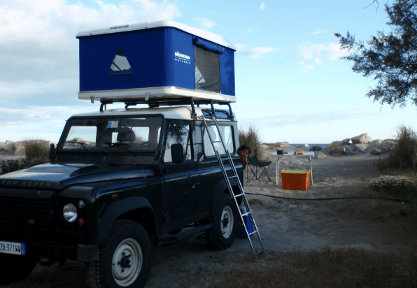 Maggiolina Airlander su Defender: che coppia!