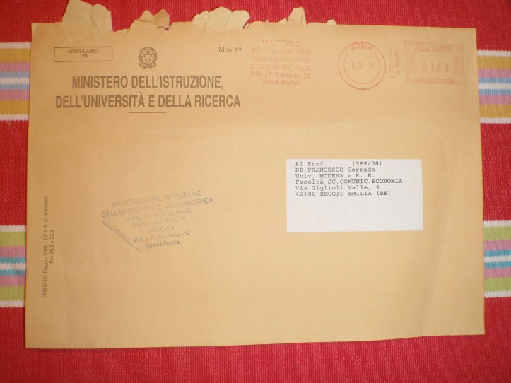 Busta di una lettera del MIUR