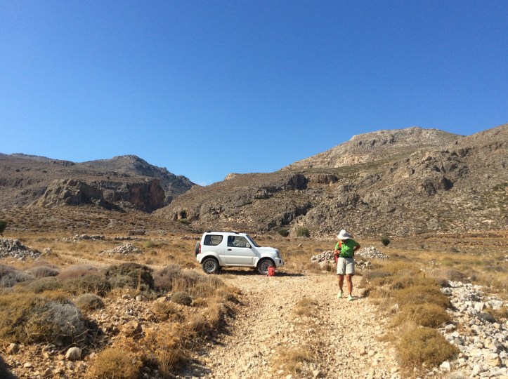 Suzuki Jimny: macchinina fantastica con la trazione integrale e le ridotte. Vai dappertutto!