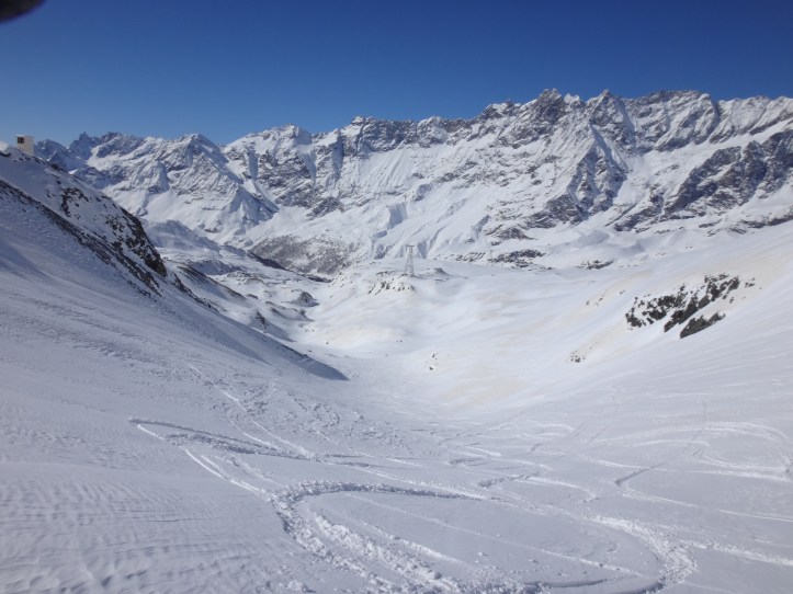 Verso la diga del Goillet (febbraio 2014)