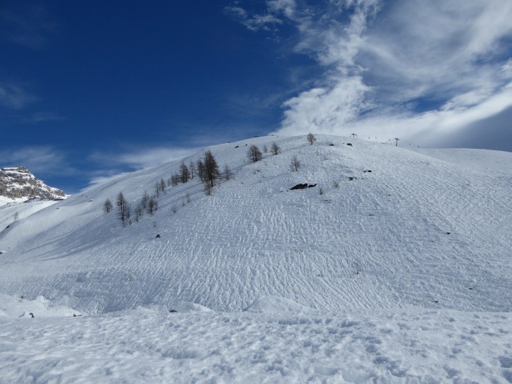 questa la neve a 2200 m.: sembra la fine di aprile...