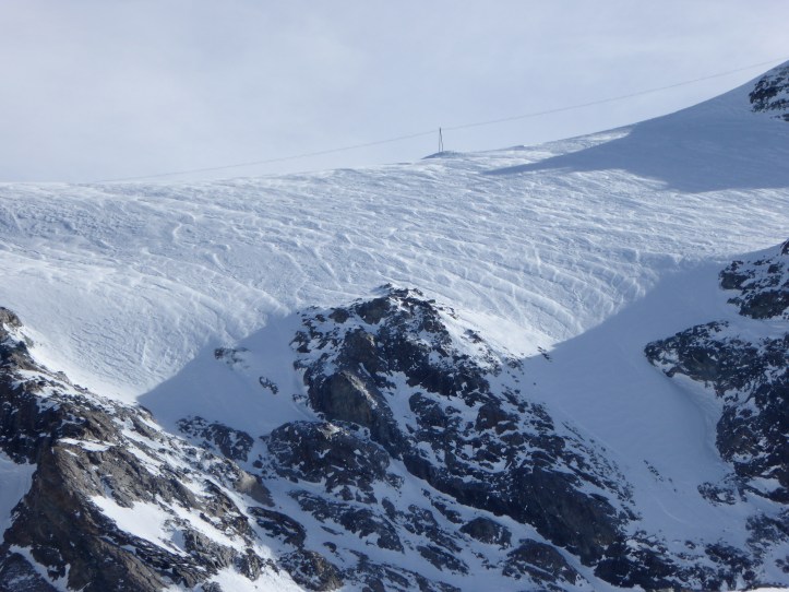 I canali sotto Plateau Rosa non sono proprio transitabili... (2 febbraio 2016)
