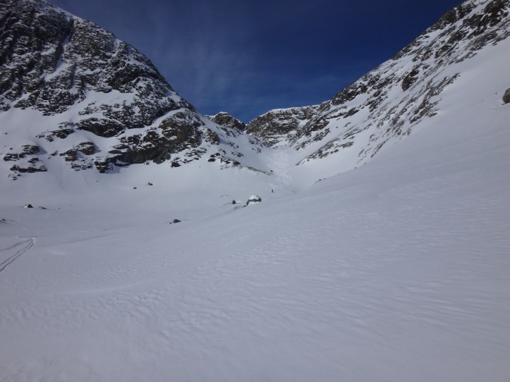 Il canalino della pista Panorama (chiusa), bella neve ma poca...