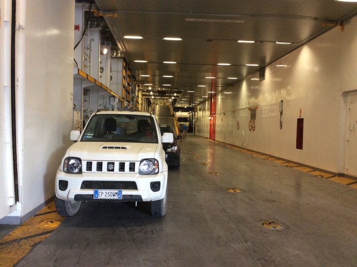 Sul ferry per Donousa