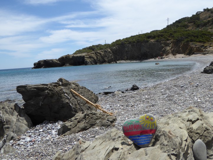 Sasso didascalia per ricordarsi i posti delle foto