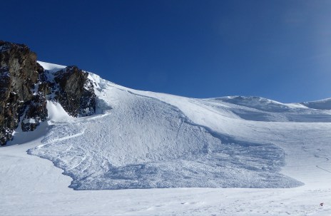 Il pendio del KL a dx del Piccolo Cervino